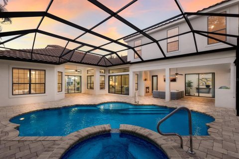 Casa en venta en Lakewood Ranch, Florida, 4 dormitorios, 360.93 m2 № 1750959 - foto 19