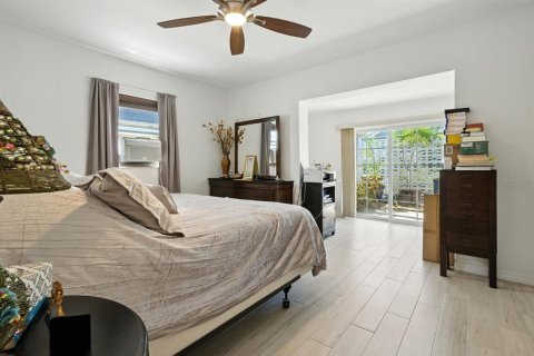 Villa ou maison à vendre à Saint Pete Beach, Floride: 2 chambres, 170.1 m2 № 1907562 - photo 16