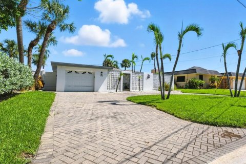 Villa ou maison à vendre à Saint Pete Beach, Floride: 2 chambres, 170.1 m2 № 1907562 - photo 30