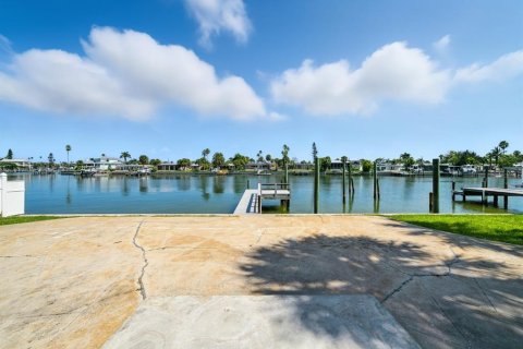 Villa ou maison à vendre à Saint Pete Beach, Floride: 2 chambres, 170.1 m2 № 1907562 - photo 28