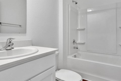 Casa en venta en Bunnell, Florida, 3 dormitorios, 130.25 m2 № 1908001 - foto 21