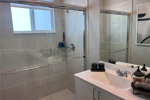 Townhouse in Homestead, Florida 3 bedrooms № 1834513 - photo 18