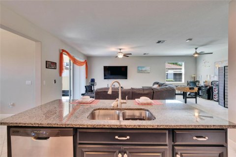 House in Wimauma, Florida 2 bedrooms, 156.35 sq.m. № 1514064 - photo 22