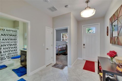 House in Wimauma, Florida 2 bedrooms, 156.35 sq.m. № 1514064 - photo 7
