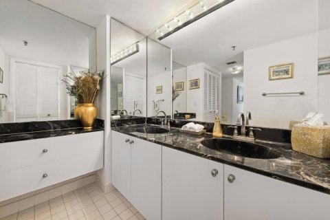 Condominio en venta en Highland Beach, Florida, 2 dormitorios, 144.56 m2 № 2261544 - foto 18
