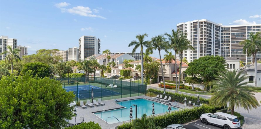Condominio en Highland Beach, Florida, 2 dormitorios № 2261544