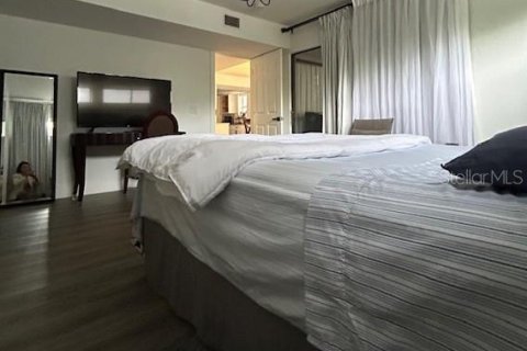 Condo in Orlando, Florida, 3 bedrooms  № 2203840 - photo 10