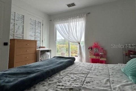 Condo in Orlando, Florida, 3 bedrooms  № 2203840 - photo 17