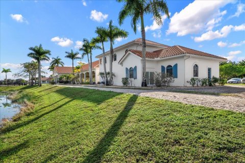 Villa ou maison à vendre à Wellington, Floride: 6 chambres, 311.22 m2 № 2088362 - photo 28
