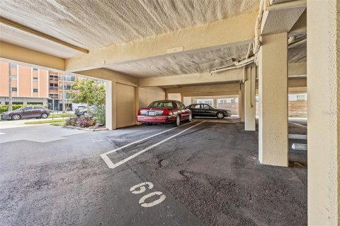 Condominio en venta en Saint Petersburg, Florida, 1 dormitorio, 88.26 m2 № 1274149 - foto 22