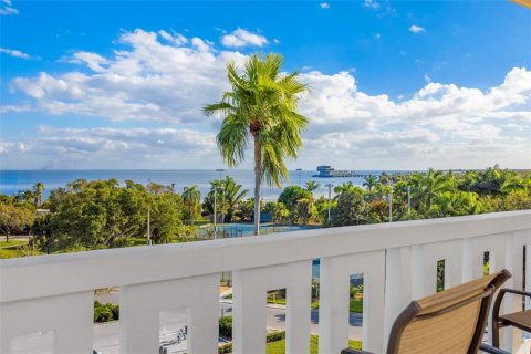 Condominio en venta en Saint Petersburg, Florida, 1 dormitorio, 88.26 m2 № 1274149 - foto 24
