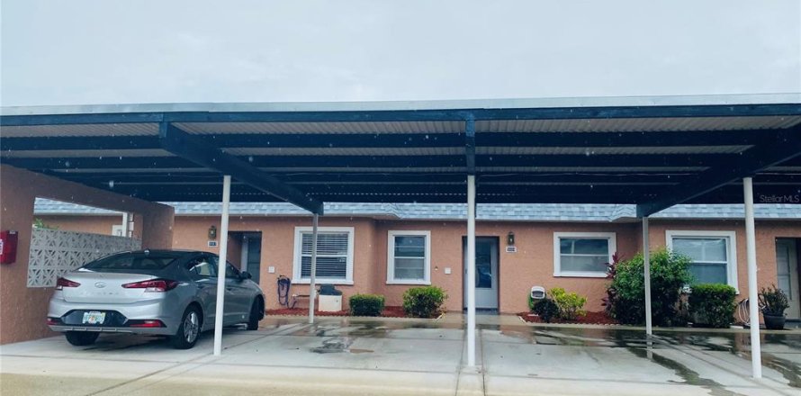 Condo à New Port Richey, Floride, 2 chambres № 1720600
