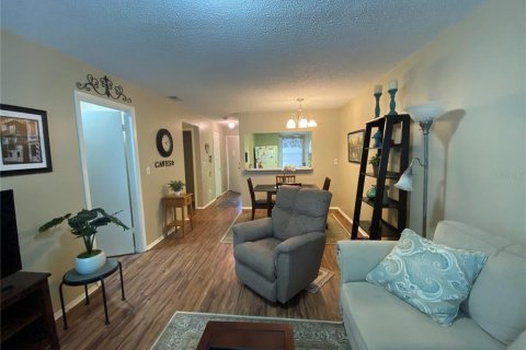 Copropriété à louer à New Port Richey, Floride: 2 chambres, 73.58 m2 № 1720600 - photo 6