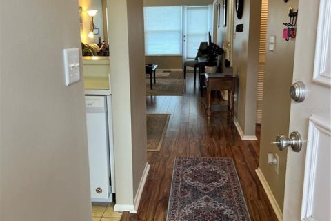 Copropriété à louer à New Port Richey, Floride: 2 chambres, 73.58 m2 № 1720600 - photo 3