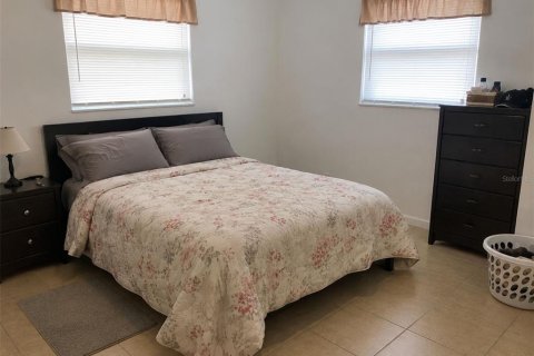 Propiedad comercial en venta en Saint Petersburg, Florida, 120.68 m2 № 2287317 - foto 5