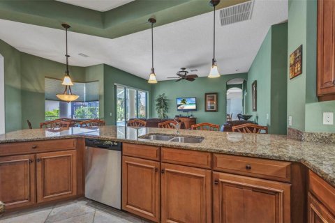 House in North Port, Florida 4 bedrooms, 294.69 sq.m. № 1866499 - photo 9
