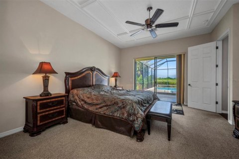 House in North Port, Florida 4 bedrooms, 294.69 sq.m. № 1866499 - photo 28
