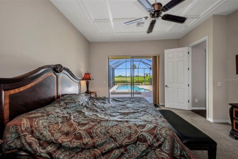 House in North Port, Florida 4 bedrooms, 294.69 sq.m. № 1866499 - photo 29