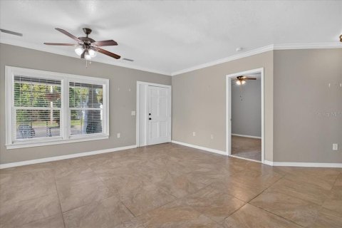 House in High Springs, Florida 3 bedrooms, 127.46 sq.m. № 2420026 - photo 13
