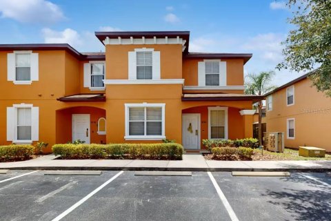 Townhouse in Kissimmee, Florida 4 bedrooms, 172.05 sq.m. № 1912987 - photo 1