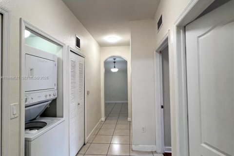 Apartment in Homestead, Florida 3 bedrooms, 108.32 sq.m. № 2031390 - photo 12