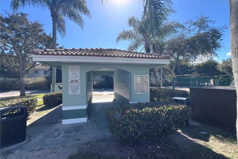 Apartment in Homestead, Florida 3 bedrooms, 108.32 sq.m. № 2031390 - photo 16