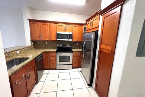 Apartment in Homestead, Florida 3 bedrooms, 108.32 sq.m. № 2031390 - photo 5
