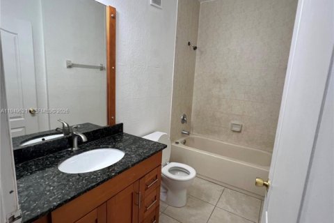 Apartment in Homestead, Florida 3 bedrooms, 108.32 sq.m. № 2031390 - photo 9