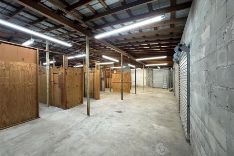 Commercial property in Lake City, Florida 692.49 sq.m. № 1653263 - photo 13