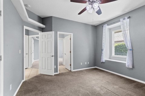 House in Oviedo, Florida 4 bedrooms, 261.61 sq.m. № 2216904 - photo 26