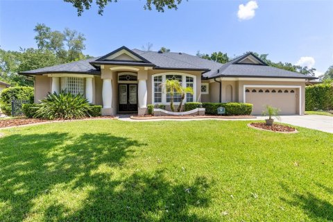 House in Oviedo, Florida 4 bedrooms, 261.61 sq.m. № 2216904 - photo 6