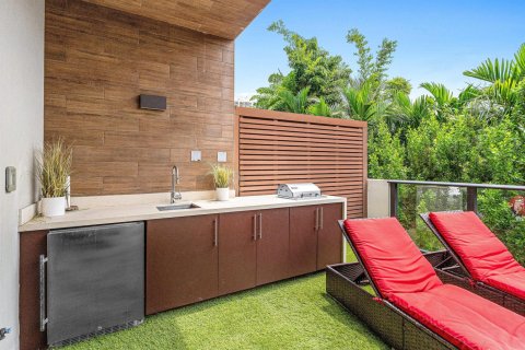 Condo in Fort Lauderdale, Florida, 3 bedrooms  № 2186330 - photo 18
