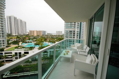 Copropriété à vendre à Sunny Isles Beach, Floride: 3 chambres, 138.33 m2 № 1694339 - photo 12