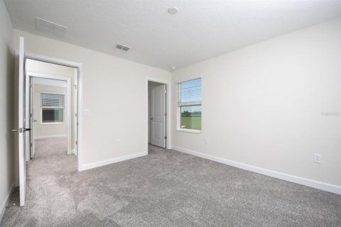 House in Davenport, Florida 4 bedrooms, 216.74 sq.m. № 2195113 - photo 19