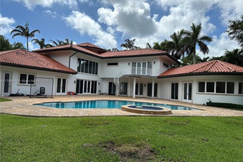 House in Pinecrest, Florida 6 bedrooms, 543.39 sq.m. № 1711230 - photo 28