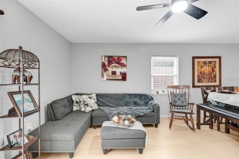 Casa en venta en Orlando, Florida, 3 dormitorios, 108.7 m2 № 1901424 - foto 17