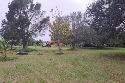 Villa ou maison à louer à Homestead, Floride: 3 chambres, 230.03 m2 № 2029267 - photo 10