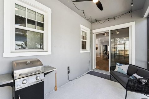 House in Orlando, Florida 3 bedrooms, 172.89 sq.m. № 2115138 - photo 18