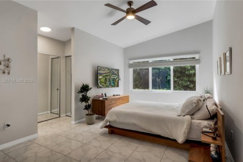 Villa ou maison à vendre à Pembroke Pines, Floride: 3 chambres, 151.71 m2 № 2025824 - photo 19