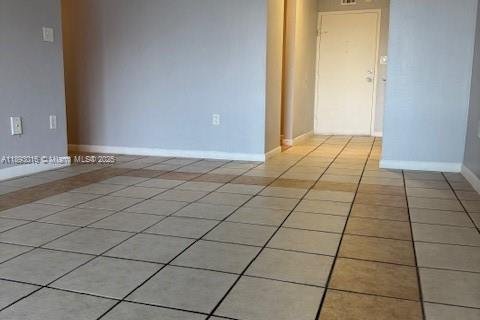 Copropriété à louer à North Miami, Floride: 1 chambre, 56.67 m2 № 1946710 - photo 3
