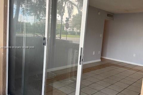 Copropriété à louer à North Miami, Floride: 1 chambre, 56.67 m2 № 1946710 - photo 8