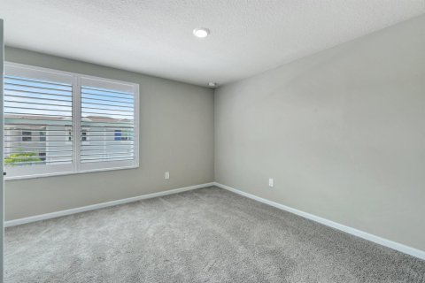 Touwnhouse à louer à Stuart, Floride: 3 chambres, 167.6 m2 № 2390260 - photo 25