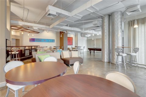 Condominio en venta en Miami, Florida, 2 dormitorios, 109.07 m2 № 2432525 - foto 15