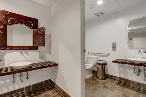 Condominio en venta en Miami, Florida, 2 dormitorios, 109.07 m2 № 2432525 - foto 20