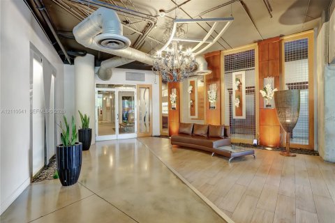Condominio en venta en Miami, Florida, 2 dormitorios, 109.07 m2 № 2432525 - foto 13