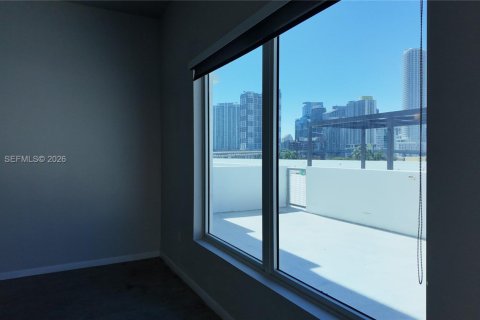 Condominio en venta en Miami, Florida, 2 dormitorios, 109.07 m2 № 2432525 - foto 7