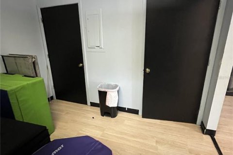 Immobilier commercial à louer à Ocala, Floride: 1572.28 m2 № 1834764 - photo 6