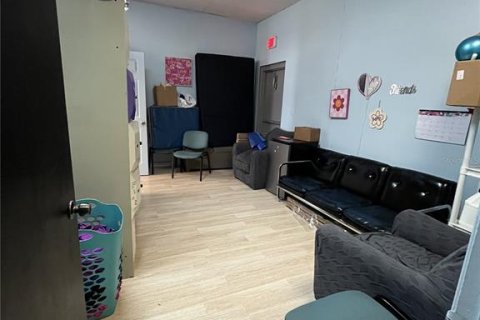 Immobilier commercial à louer à Ocala, Floride: 1572.28 m2 № 1834764 - photo 10