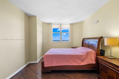 Copropriété à vendre à Sunny Isles Beach, Floride: 3 chambres, 172.8 m2 № 1892453 - photo 25