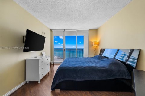 Copropriété à vendre à Sunny Isles Beach, Floride: 3 chambres, 172.8 m2 № 1892453 - photo 21